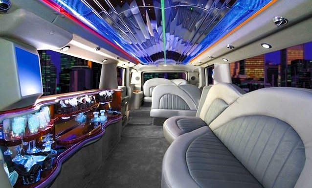 Hummer Limo image